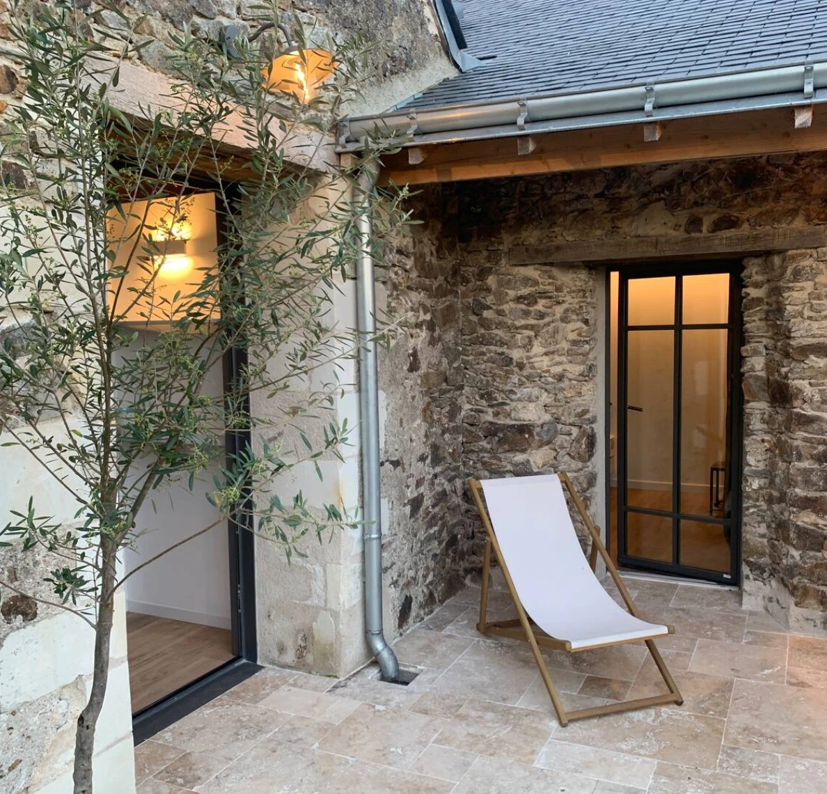 Porte d'accès à la chambre 3