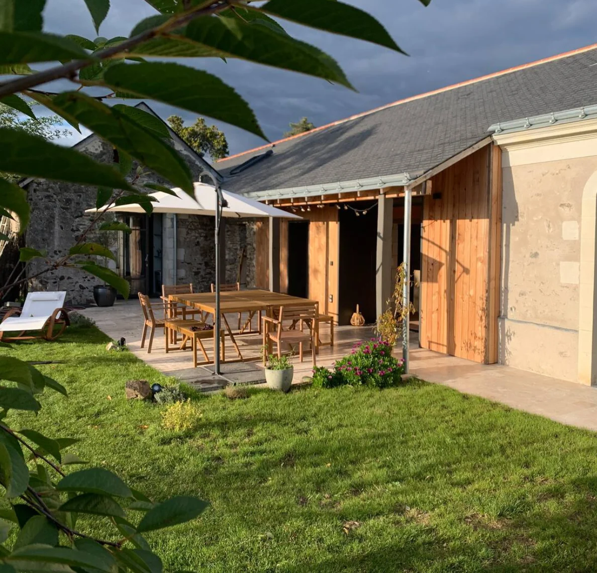 Terrasse avec mobilier d'extérieur